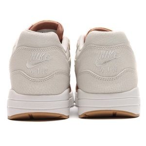 nike air max plus rose gold